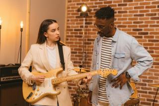 Apprendre la basse en autodidacte : méthode et conseils pratiques